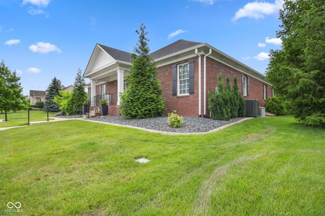 2888 Cromwell Court, Greenwood, IN 46143