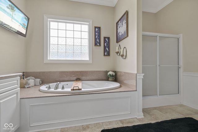 2888 Cromwell Court, Greenwood, IN 46143