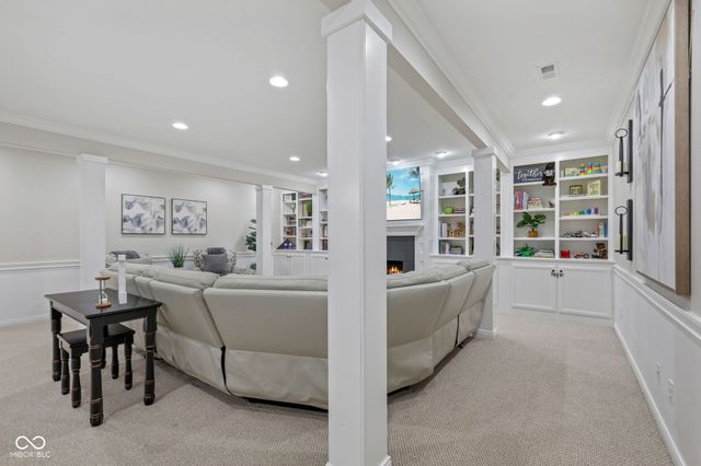 2888 Cromwell Court, Greenwood, IN 46143