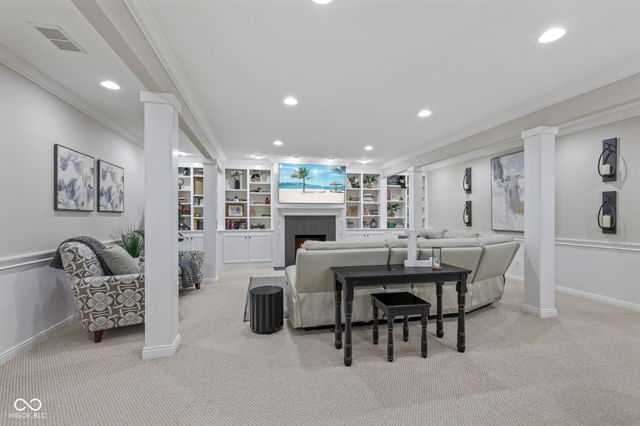 2888 Cromwell Court, Greenwood, IN 46143