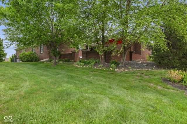 2888 Cromwell Court, Greenwood, IN 46143