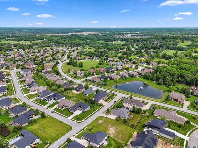 2888 Cromwell Court, Greenwood, IN 46143