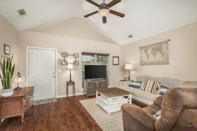 501 Longhorn Trail, Perry, GA 31069