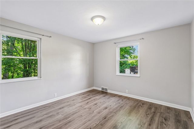 143 Dicio St, North Strabane, PA 15317