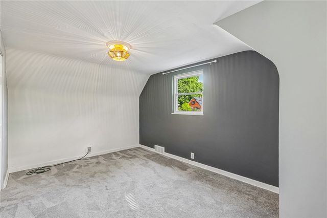 143 Dicio St, North Strabane, PA 15317