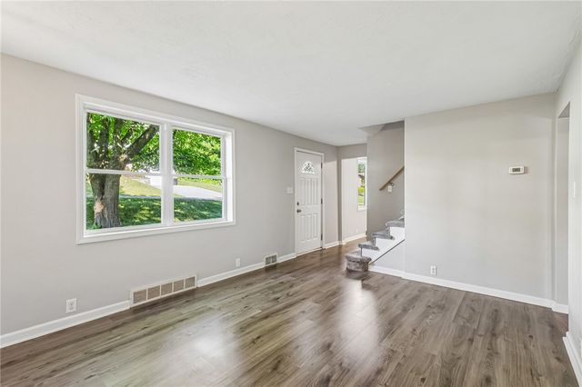143 Dicio St, North Strabane, PA 15317