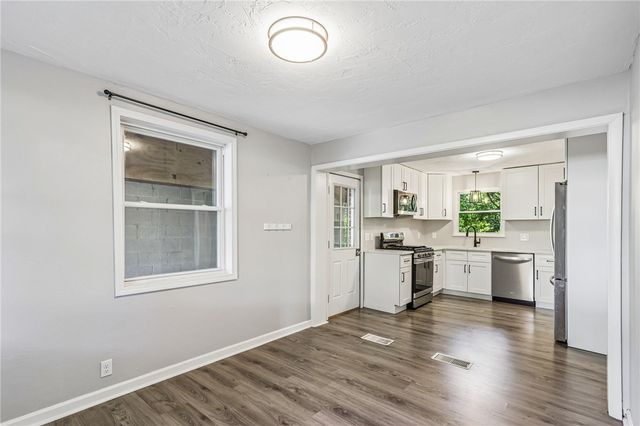 143 Dicio St, North Strabane, PA 15317