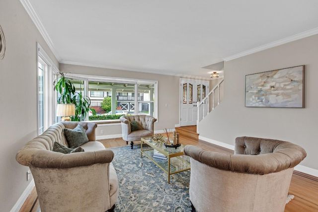 12 Yellowstone Way, Pacifica, CA 94044