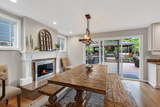 12 Yellowstone Way, Pacifica, CA 94044
