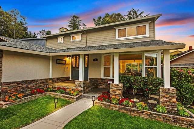 12 Yellowstone Way, Pacifica, CA 94044