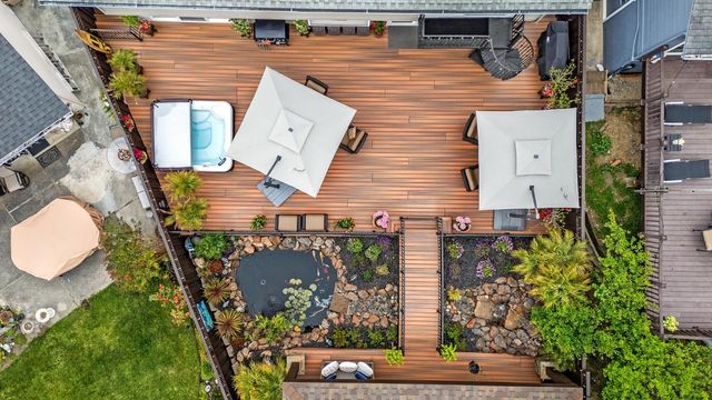 12 Yellowstone Way, Pacifica, CA 94044