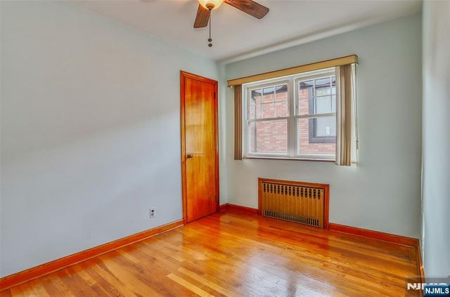 1106 Keswick Place, Fort Lee, NJ 07024