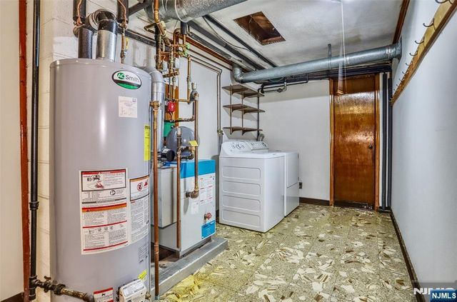 1106 Keswick Place, Fort Lee, NJ 07024