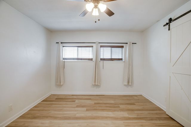 1130 W Lake Drive, Weatherford, TX 76087