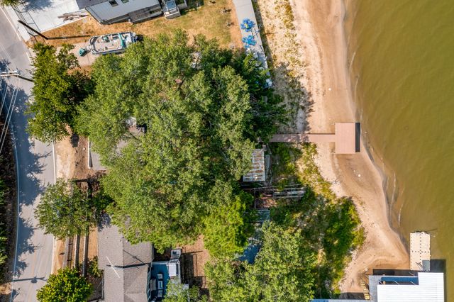 1130 W Lake Drive, Weatherford, TX 76087