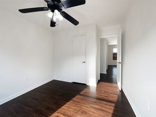 1625 Gentle Wind Drive, Arlington, TX 76018