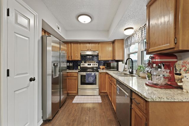 125 Crooked Creek Court, Summerville, SC 29486