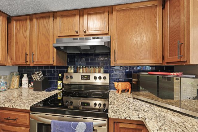 125 Crooked Creek Court, Summerville, SC 29486