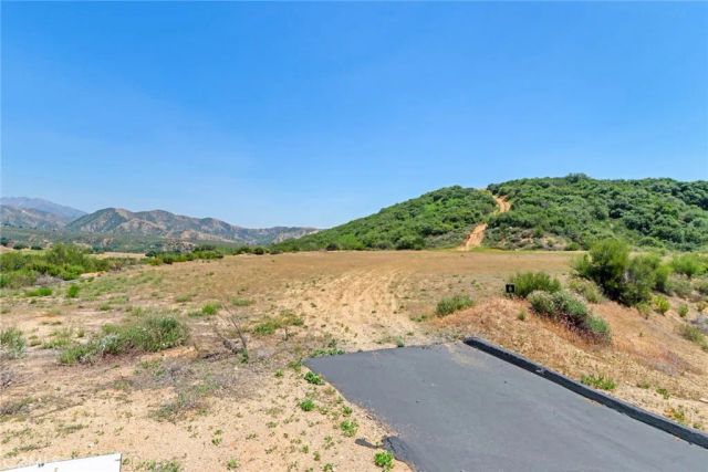 39527 Hidden Heights, Yucaipa, CA 92399