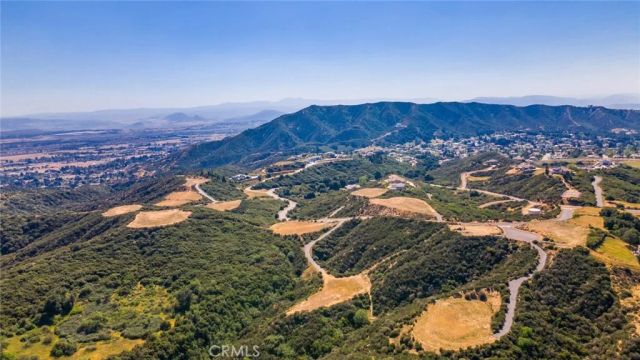 39527 Hidden Heights, Yucaipa, CA 92399