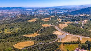 39527 Hidden Heights, Yucaipa, CA 92399