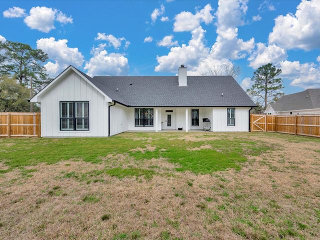 535 Fm 1194, Hudson, TX 75904