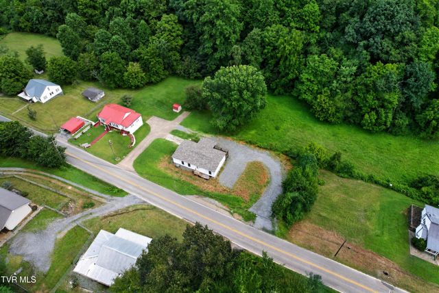 450 Burem Road, Rogersville, TN 37857