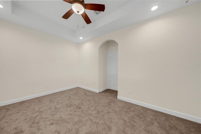 16936 W Ivanhoe, Montgomery, TX 77316