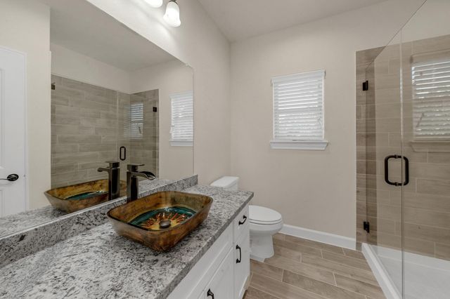 16936 W Ivanhoe, Montgomery, TX 77316