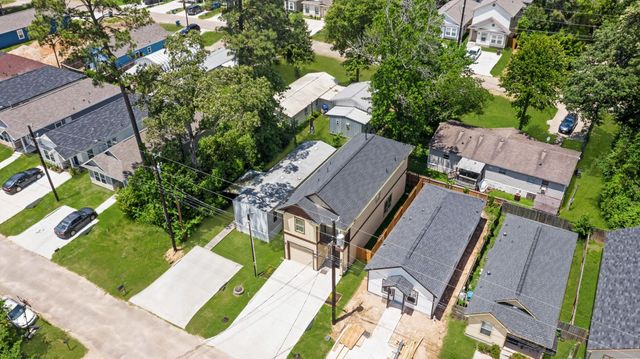 16936 W Ivanhoe, Montgomery, TX 77316