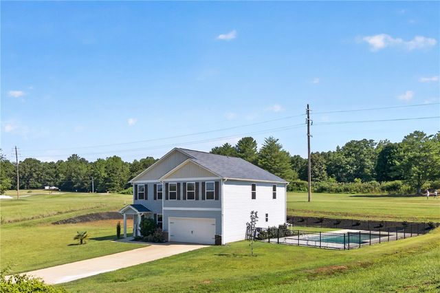 2007 Aberdeen Lane, Walhalla, SC 29691