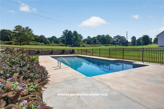 2007 Aberdeen Lane, Walhalla, SC 29691