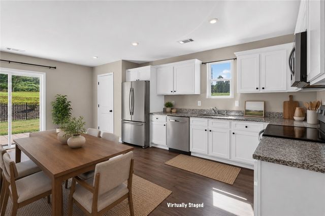 2007 Aberdeen Lane, Walhalla, SC 29691