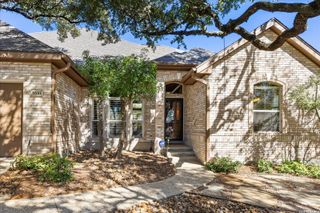 8531 Fairway Trace, Fair Oaks Ranch, TX 78015