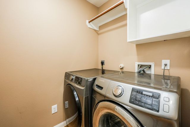 6207 El Granate Drive, Houston, TX 77048