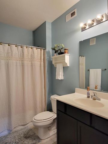 3555 Evelynton Avenue, Lewis Center, OH 43035
