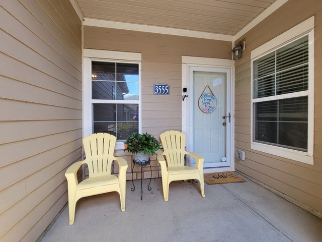 3555 Evelynton Avenue, Lewis Center, OH 43035