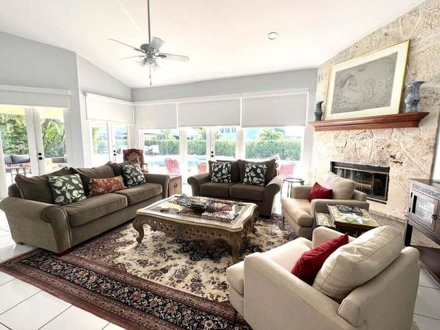 2705 Appaloosa Trail, Wellington, FL 33414