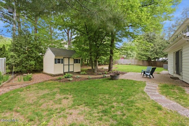 13 Sky Hollow Drive, Menands, NY 12204