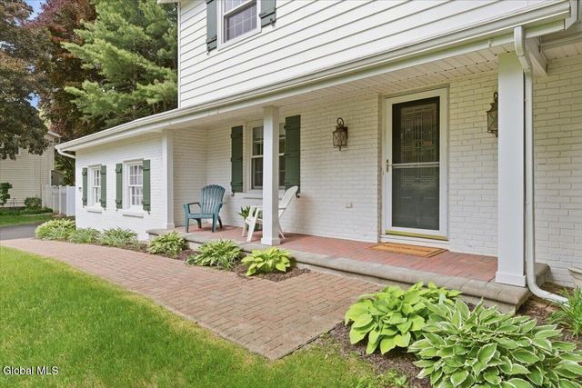13 Sky Hollow Drive, Menands, NY 12204