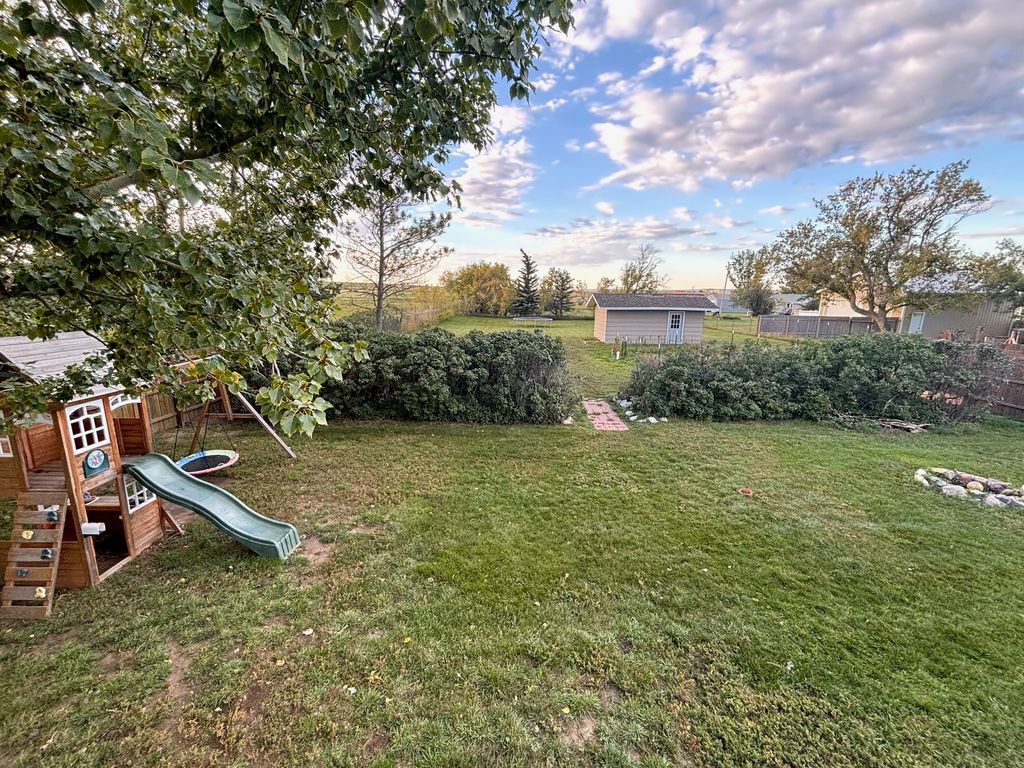 307 6th Avenue, Scobey, MT 59263 photo 3