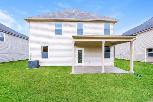 1205 Black Oak Cir, Clarksville, TN 37042