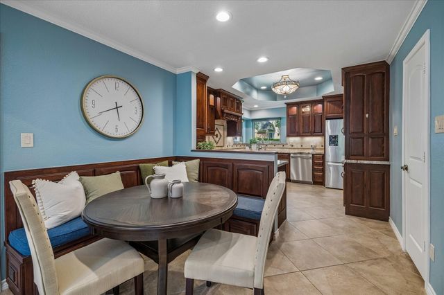 3802 Wildwood Ridge Drive, Kingwood, TX 77339