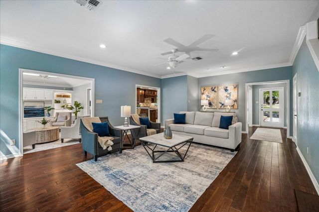 3802 Wildwood Ridge Drive, Kingwood, TX 77339