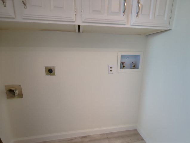 14151 Montfort Drive 305, Dallas, TX 75254