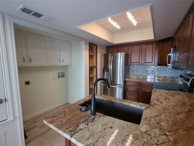 14151 Montfort Drive 305, Dallas, TX 75254
