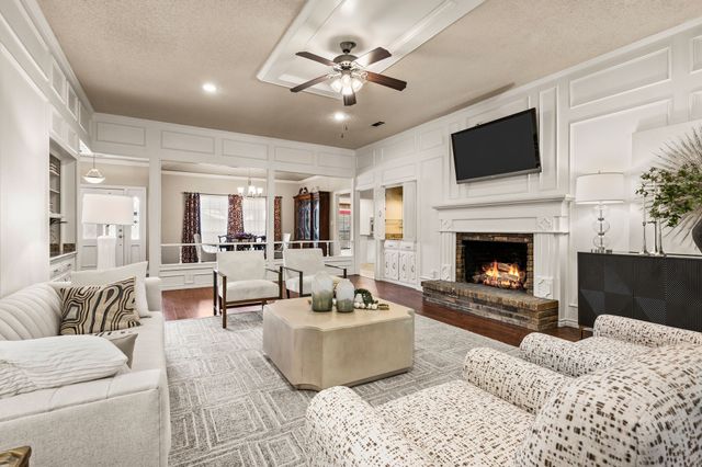 9731 Amberley Drive, Dallas, TX 75243