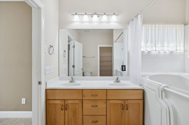 7952 Oakfield Grv, Brentwood, TN 37027