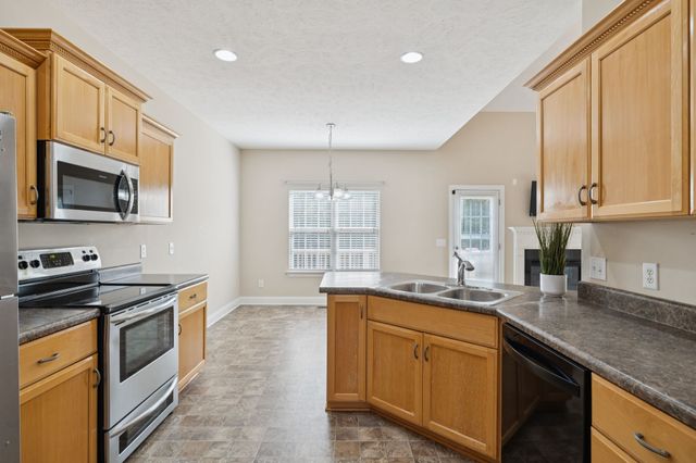 7952 Oakfield Grv, Brentwood, TN 37027