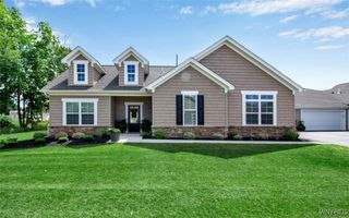 5665 Southwestern Boulevard 14B, Hamburg, NY 14075